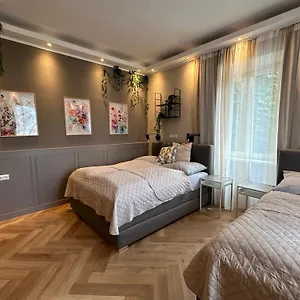 Appartamento Book-a-room 31
