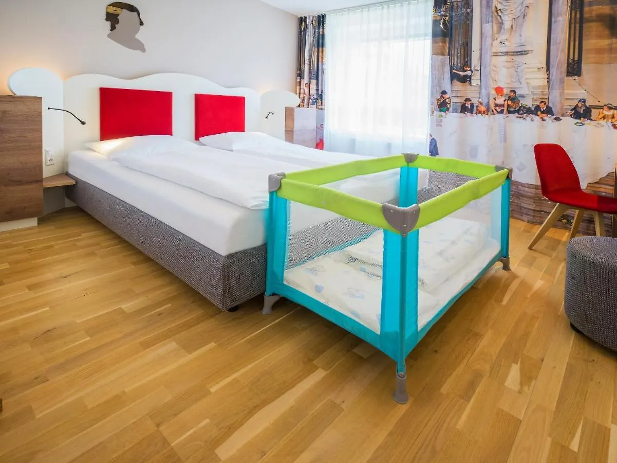 ****  JUFA Hotel Salzburg City Österreich