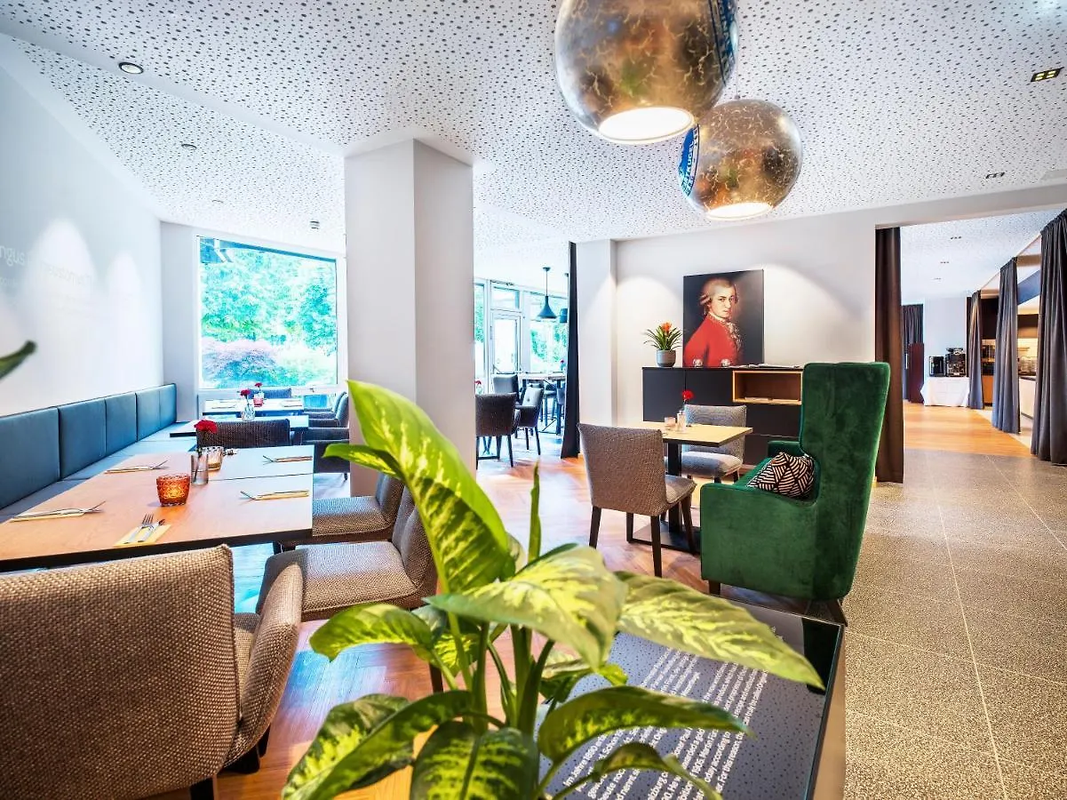 Jufa Hotel Salzburg 4*,  Austria
