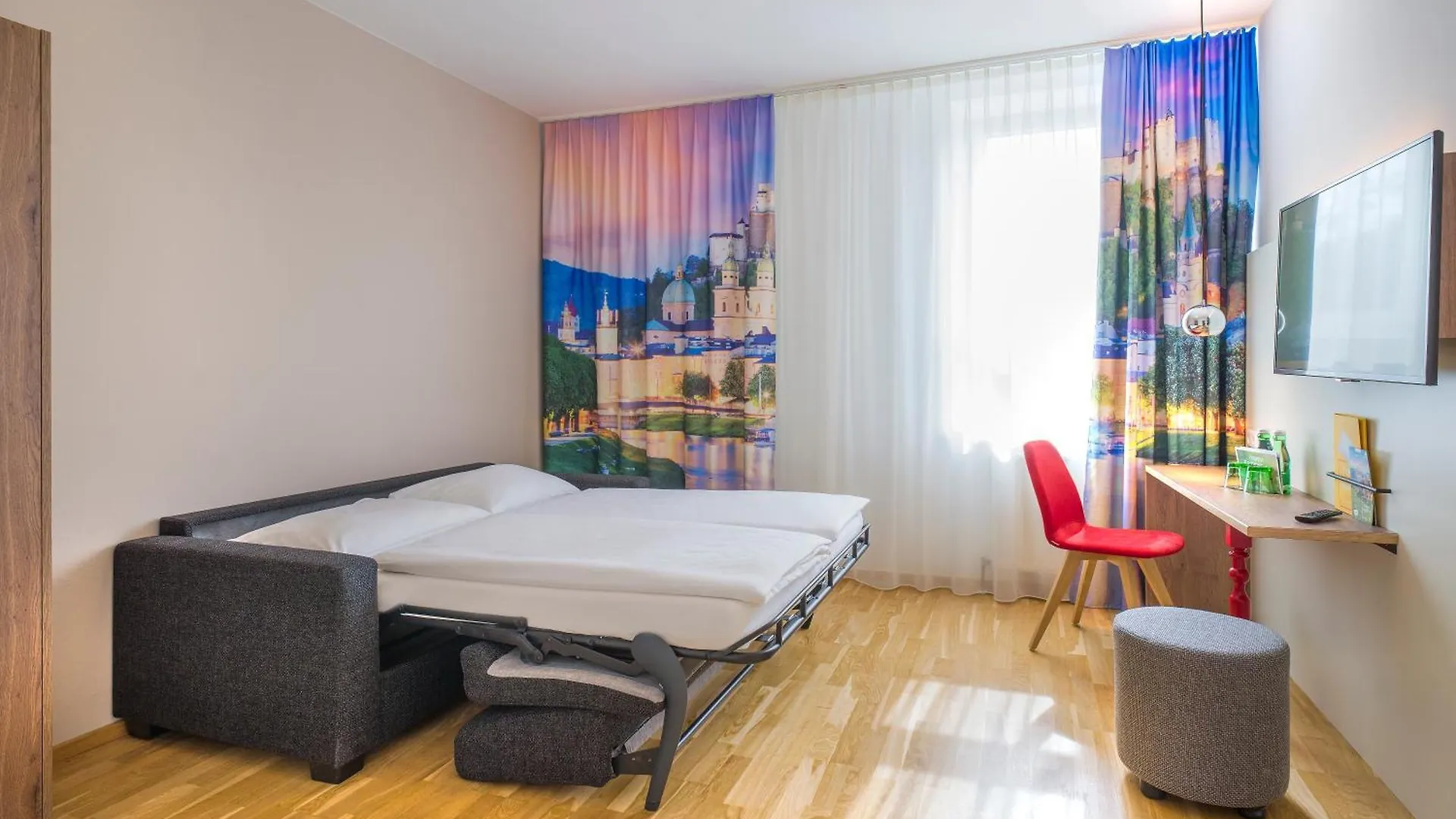 Jufa Hotel Salzburg 4*,